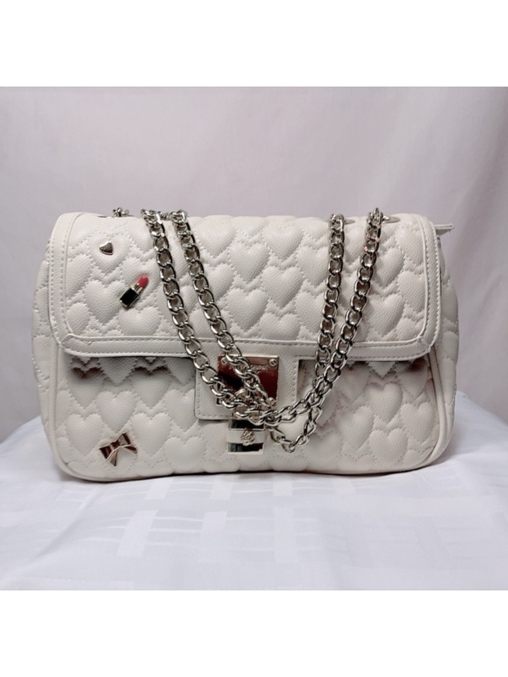 Betsey Johnson Cream Quilted Hearts Handbag ▫️⚜️🤍